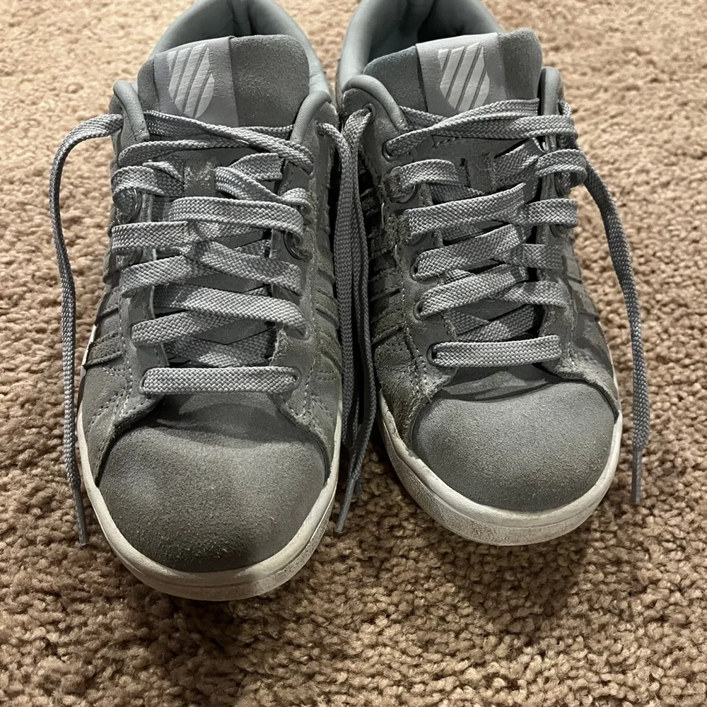 Women’s gray and white K Swiss sneakers - Picture 1 of 7
